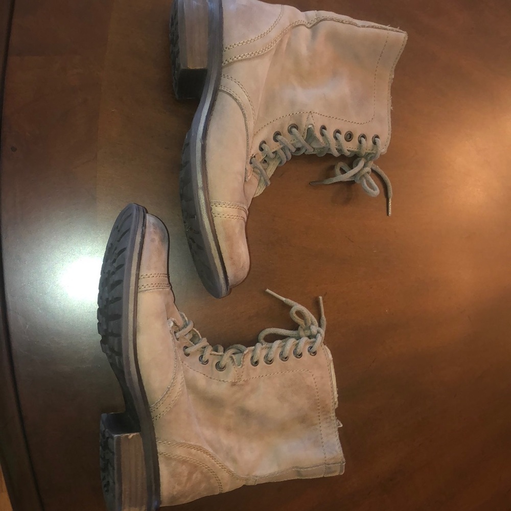 Steve Madden Boots
